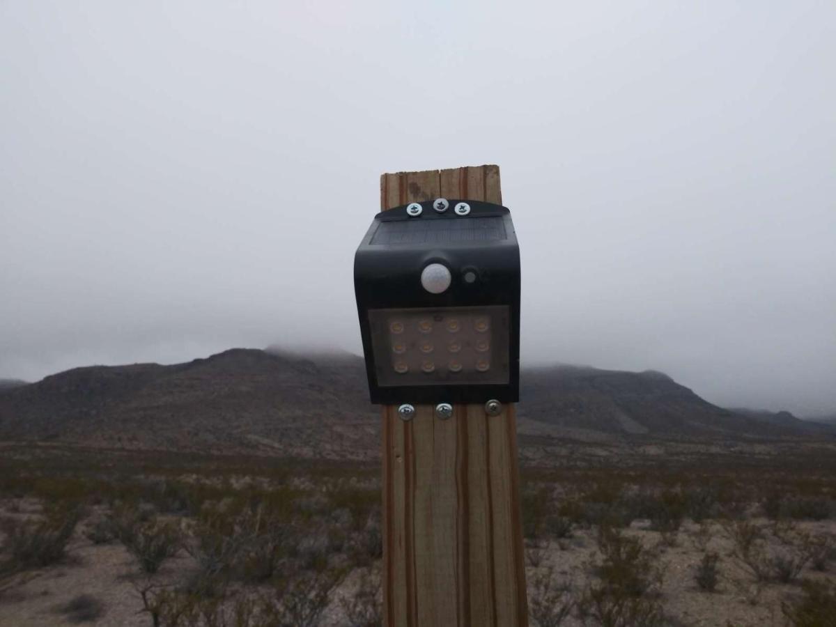 Camping At Desert Gardens Oasis In Lobo, Tx バン・ホーン エクステリア 写真